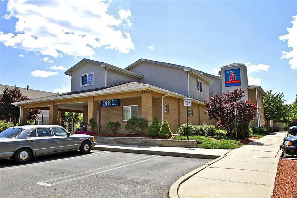 Studio 6-East Brunswick, Nj - Nyc Area Hotel Exterior foto